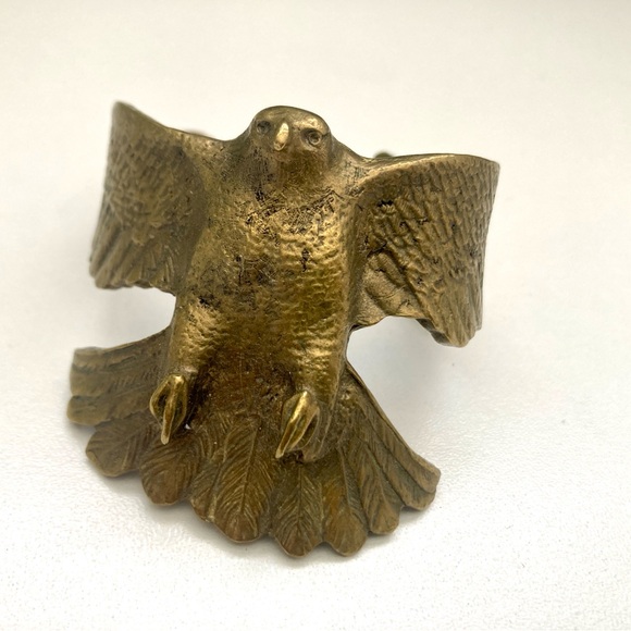 Gold Falcon Cuff Bracelet - Picture 5 of 10